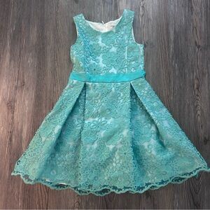 Dorissa Girls Dress size 7